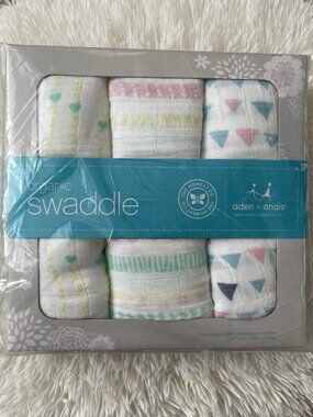SALE! NWT Aden + Anais Baby Organic Swaddle 3 Pack